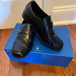 Size 2 Boys dress shoes Max and Jake